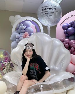 ‘TAEYEON’ ครองบัลลังก์ศิลปินหญิงเดี่ยวเกาหลีคนแรก ที่ประสบความสำเร็จกับการจัดคอนเสิร์ตเดี่ยว 2 รอบการแสดง ณ อิมแพ็ค อารีน่า และบัตรจำหน่ายหมดกว่า 18,000 ใบ ด้วยคอนเสิร์ตสุดยิ่งใหญ่ TAEYEON CONCERT - The ODD Of LOVE in BANGKOK 